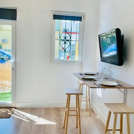 Mini Loft Plaza Espana דירה